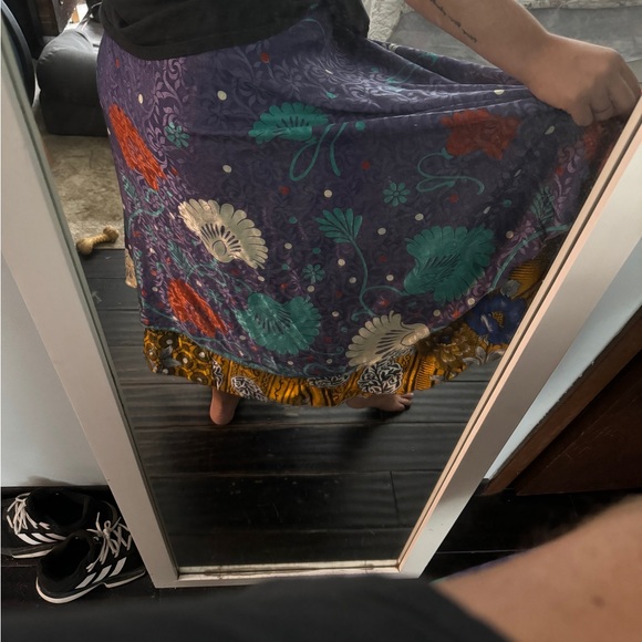 Silk sari wrap skirt - Picture 6 of 16